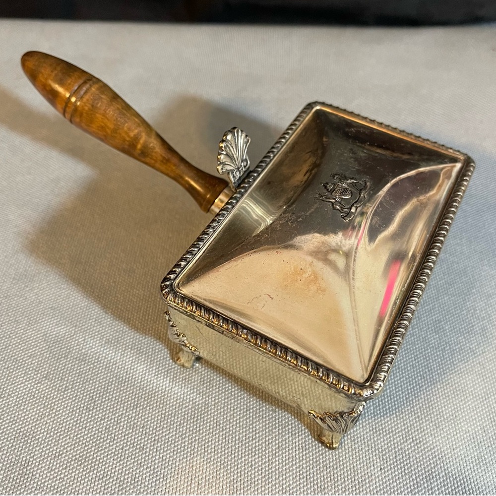FB Rogers Silverplate Silent/Ash Butler - Picture 1 of 8